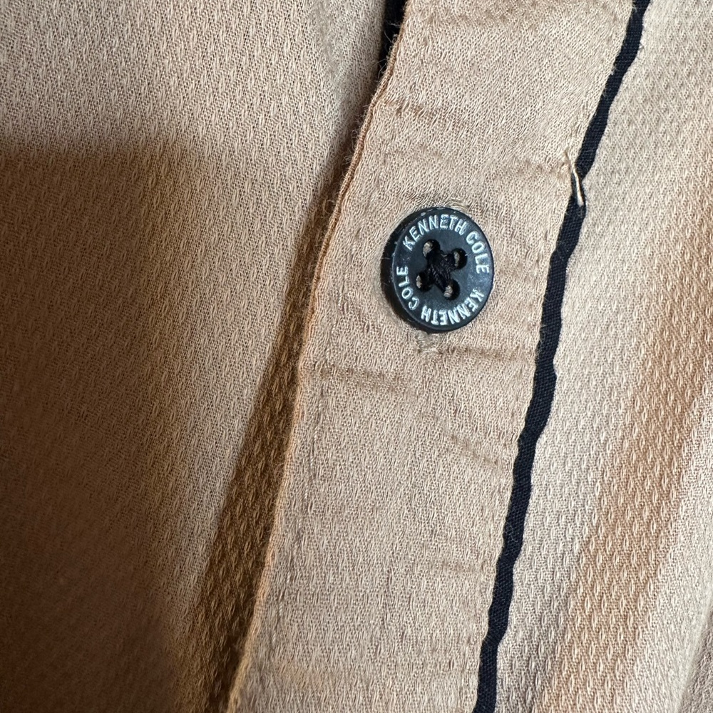 Kenneth Cole Beige Casual Button Down Shirt 100% Cotton - Picture 3 of 9
